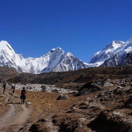 Everest helicopter trek