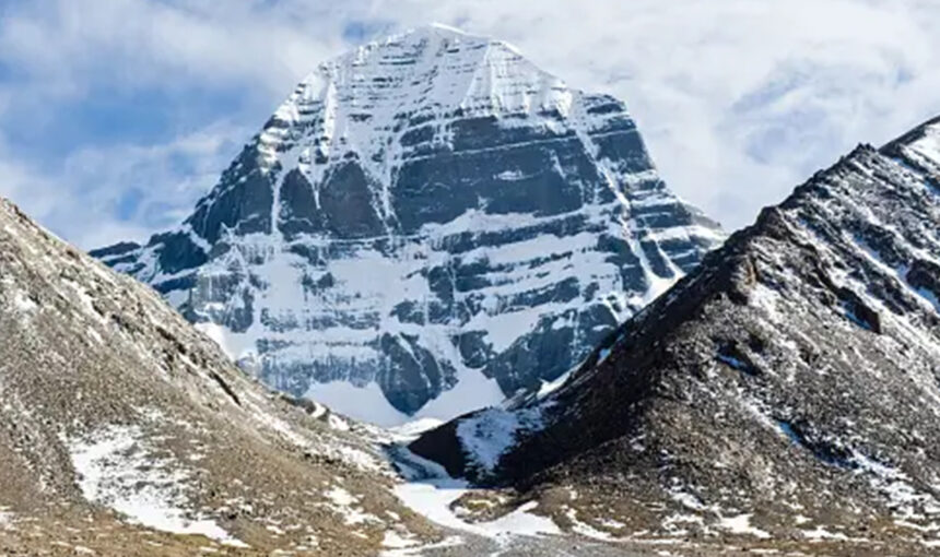 Kailash and Lake Mansarovar Yatra: Journey to the Heart of the Himalayas