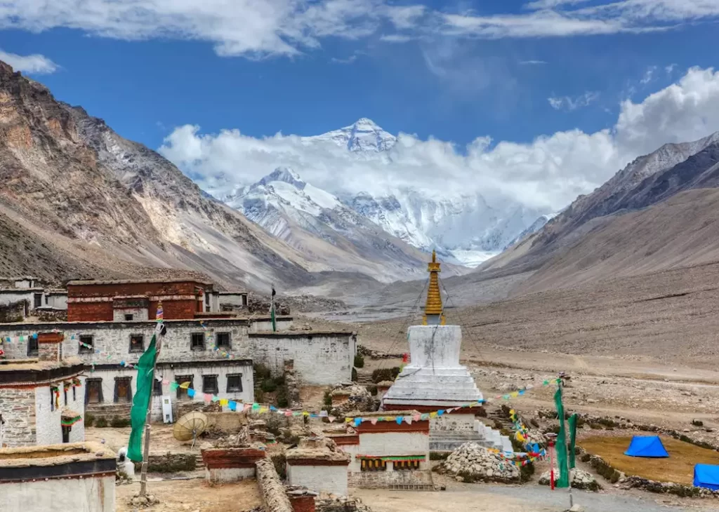 Tibet Tour with Everest